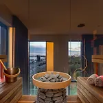 Elegant Seaview Penthouse 3br Ensuite Luxury Retreat With Sauna And Free Parking Tallinn
