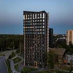 Elegant Seaview Penthouse 3br Ensuite Luxury Retreat With Sauna And Free Parking