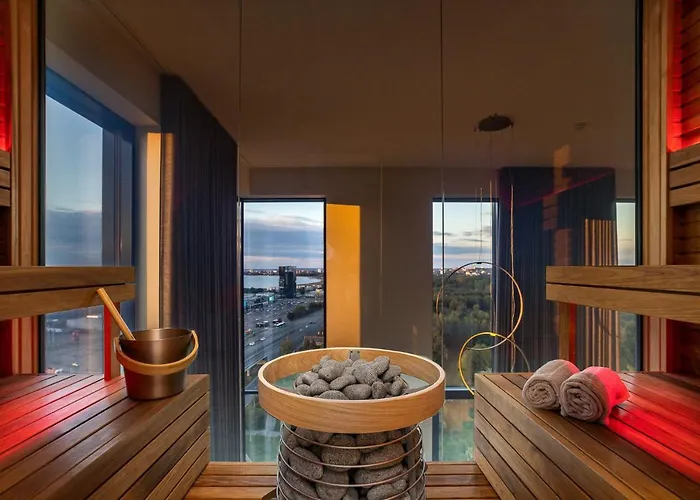 Elegant Seaview Penthouse 3br Ensuite Luxury Retreat With Sauna And Free Parking Таллин