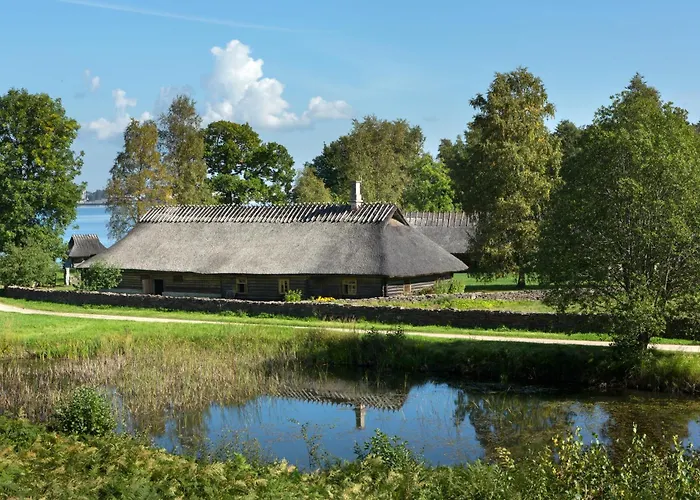 아파트 Elegant Seaview Penthouse 3br Ensuite Luxury Retreat With Sauna And Free Parking