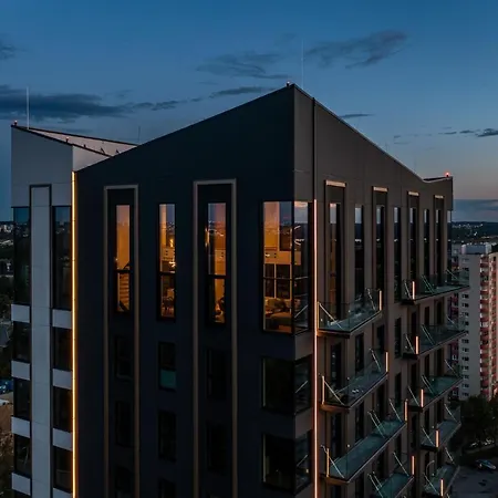 Elegant Seaview Penthouse 3br Ensuite Luxury Retreat With Sauna And Free Parking Tallinn