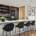 Elegant Seaview Penthouse 3br Ensuite Luxury Retreat With Sauna And Free Parking Talin