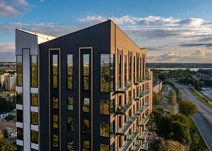 Apartment Elegant Seaview Penthouse 3br Ensuite Luxury Retreat With Sauna And Free Parking Tallinn