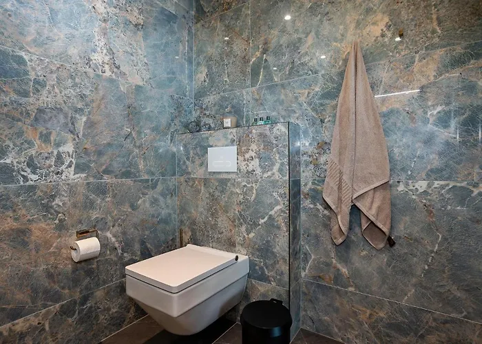 Elegant Seaview Penthouse 3br Ensuite Luxury Retreat With Sauna And Free Parking * Tallinn